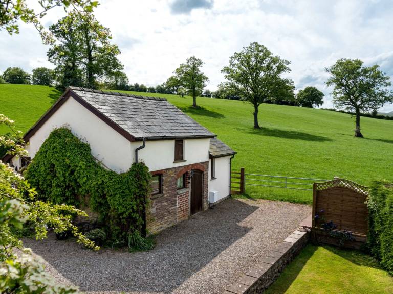 Cottage  Abergavenny