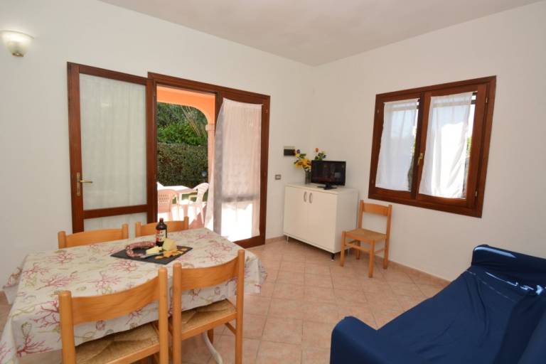 Children-friendly wonderful apartment with grill & yard | Beach nearby | Pets allowed — photo 4