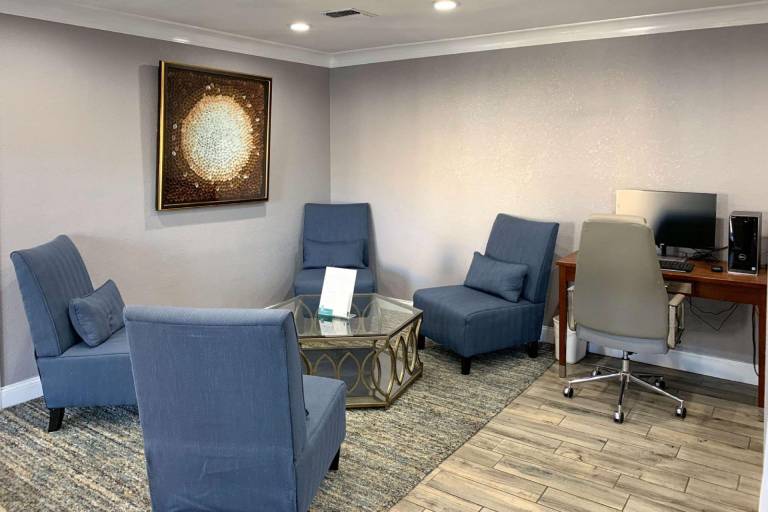 Quality Inn Redding near I-5 — photo 4