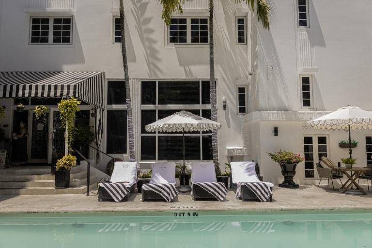 Hotel Croydon in Miami Beach, FL