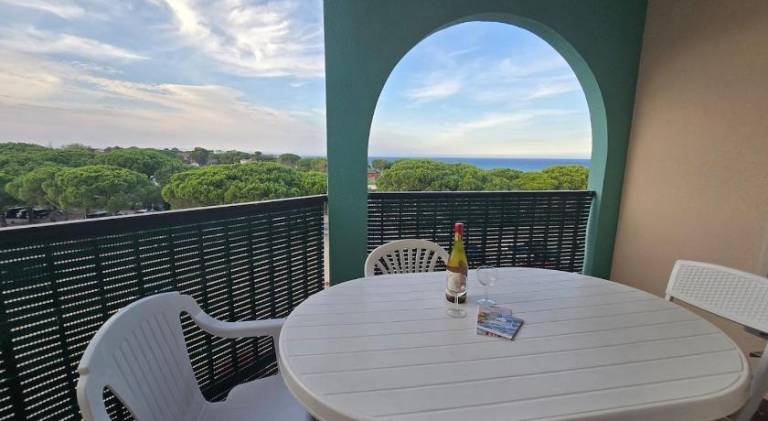 Wonderful holiday apartment with patio | Next to the beach | Pet-friendly — photo 4