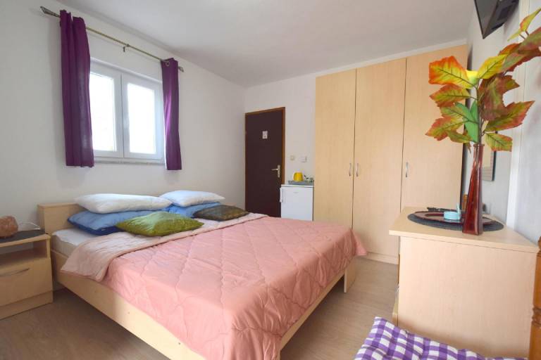 Privatna soba  Sveti Ivan Dobrinjski