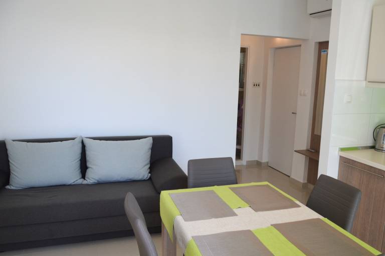 One bedroom apartment with balcony and sea view Jakišnica, Pag (A-4160-e) — photo 5