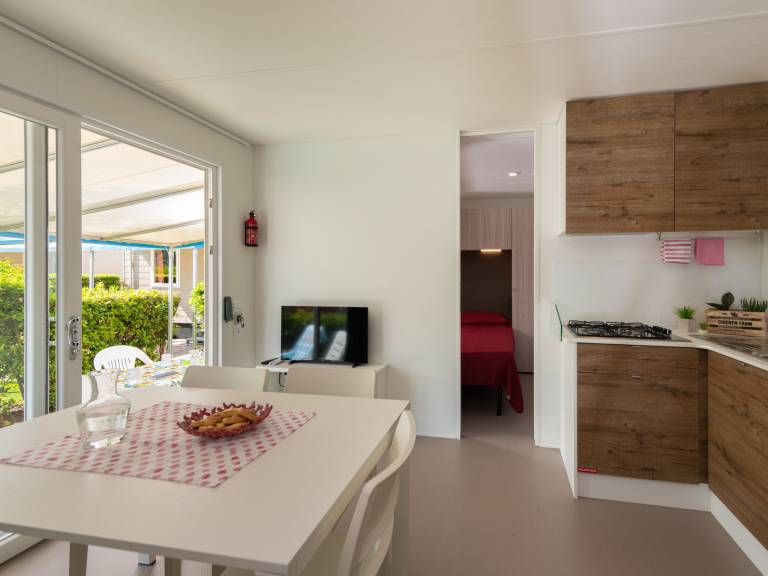 Family-friendly pleasant vacation home with pool, yard & patio | Pets allowed — photo 2