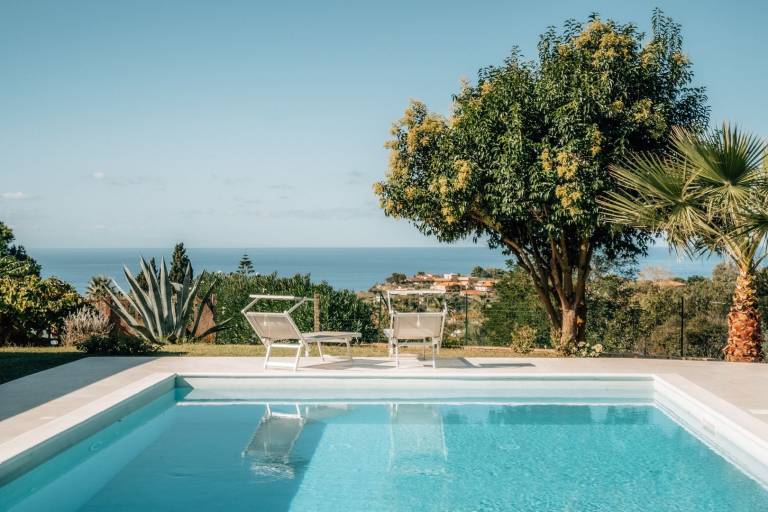 Villa with yard & terrace | Sea view — photo 2