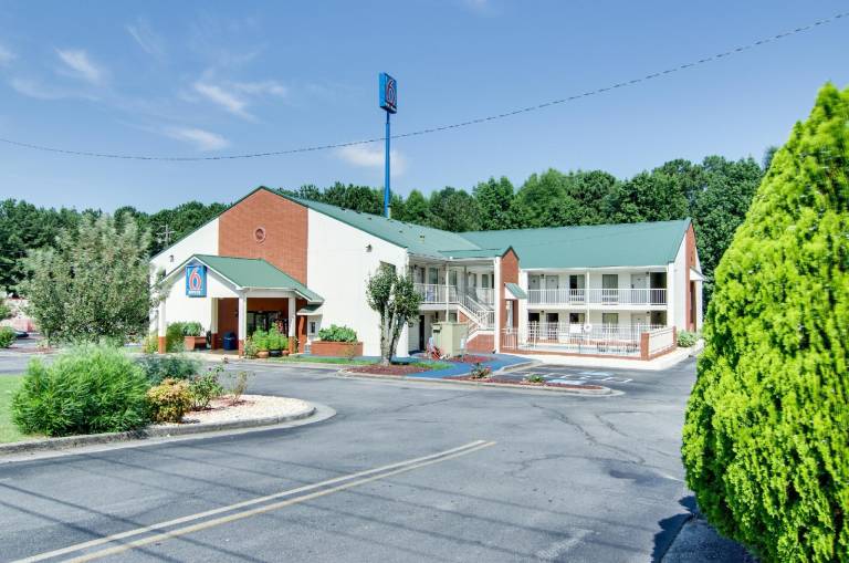 Motel 6 Cartersville, GA — photo 5
