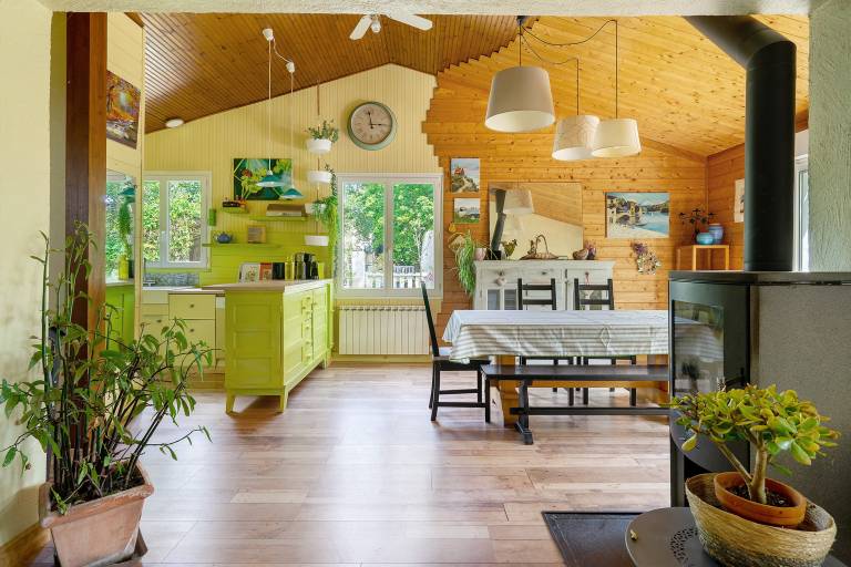 Child-friendly vacation home with fast internet, garden & grill | Garden view | Dogs allowed — photo 3