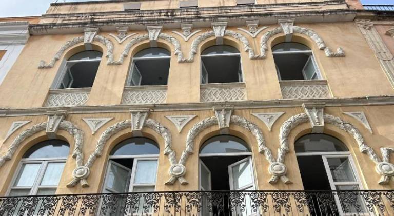Fully equipped big villa with private pool & terrace | Next to Mosque–Cathedral of Córdoba | Pet-friendly in Córdoba