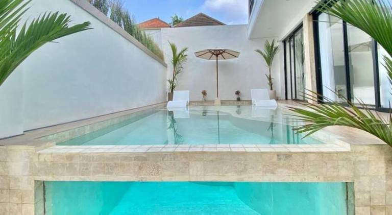 Ample villa with pool | Pets allowed in Pecatu