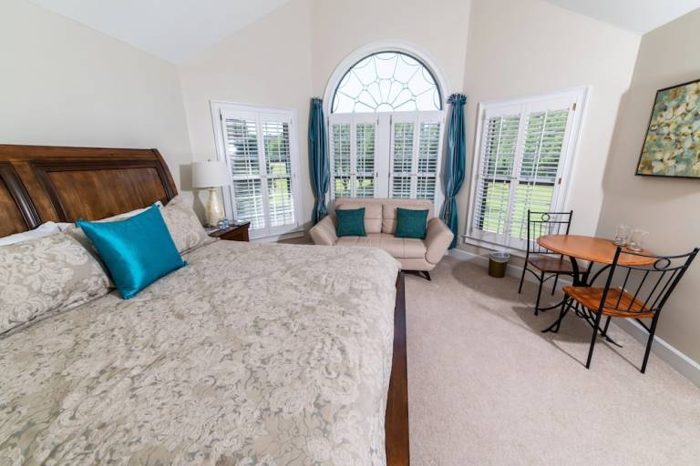 Bed and breakfast  Peachtree City