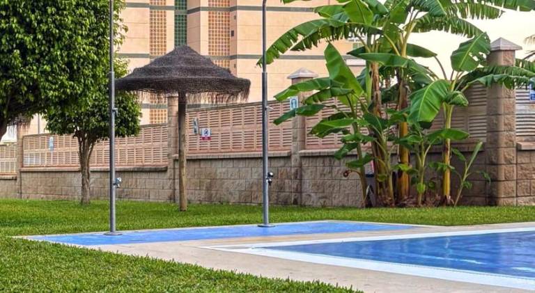 Apartment with pool | Pets allowed — photo 4