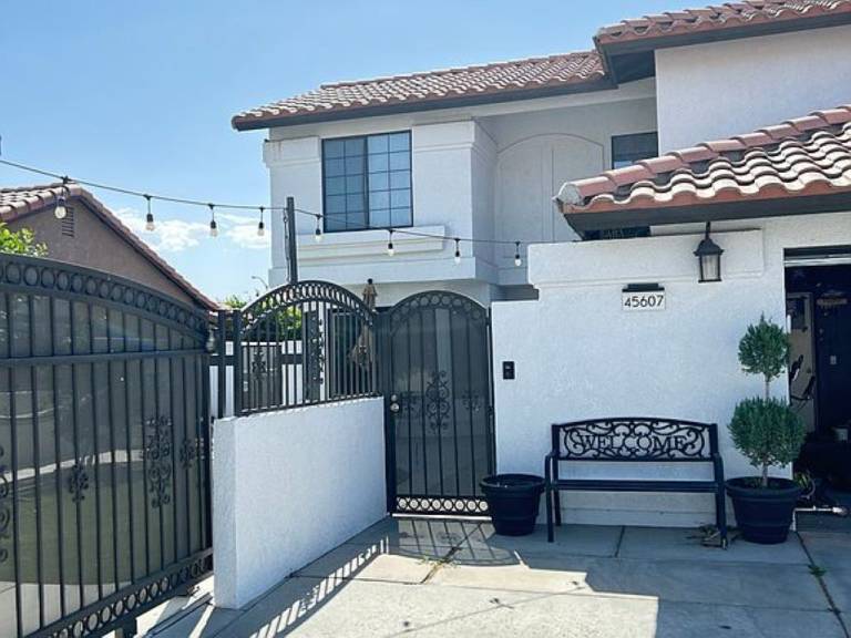 House  La Quinta