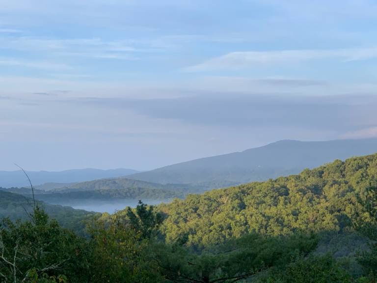 Blue Ridge Mountain Destination Home — photo 3