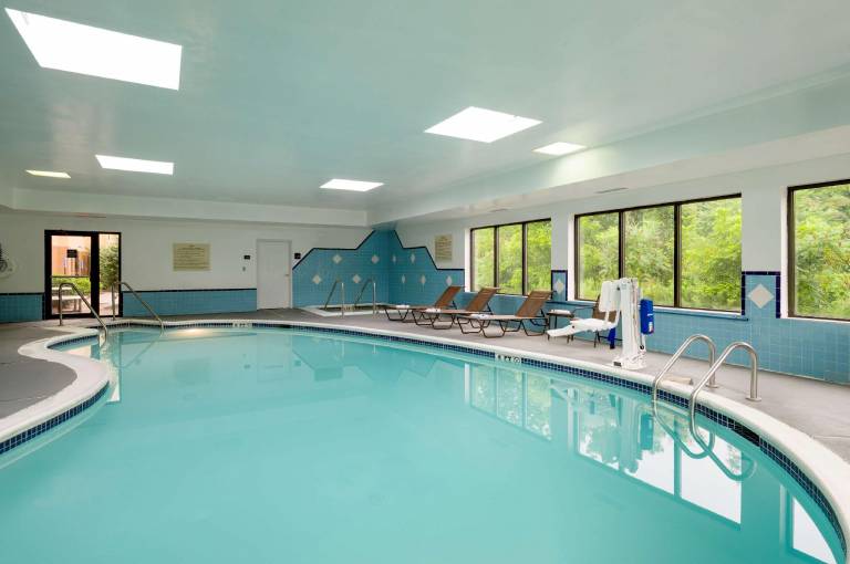 Hampton Inn Danville — photo 2