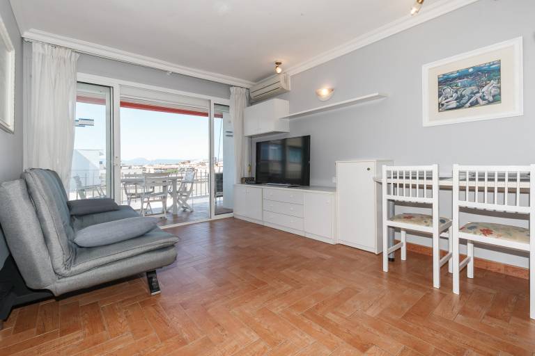 Child-friendly apartment with terrace, pool & garden | Beach nearby | Pets are welcome — photo 4