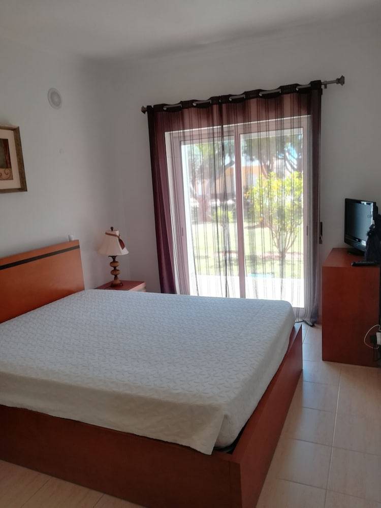 Aparthotel Guia