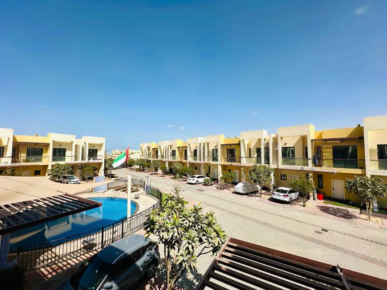 Villa  Dubai Industrial City