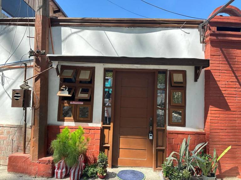 House with 1 room for 6 persons in Baguio