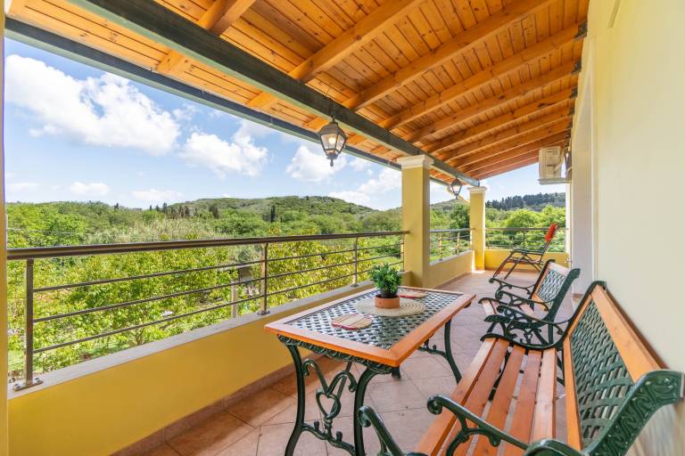 Apartment 'Casa D'Irene' with Mountain View, Wi-Fi and Air Conditioning in Corfu