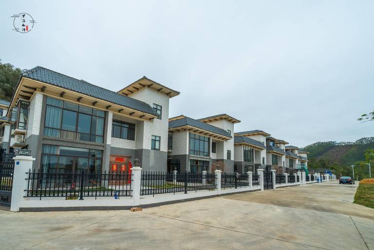 Luofu Water Margin Holiday Villa in Huizhou