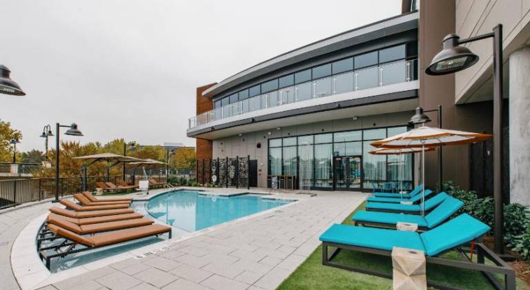 Hotel Indigo Columbus at Riverfront Place By IHG — photo 3