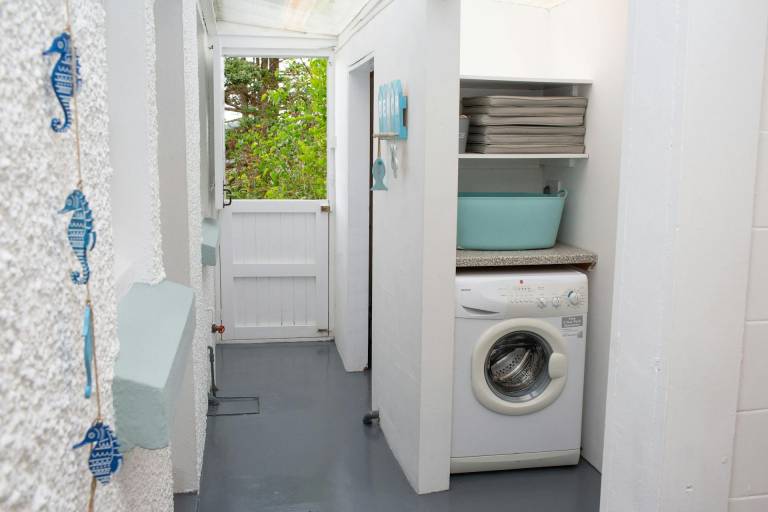 Family-oriented wonderful cottage with patio & garden | Beach nearby | Pet-friendly — photo 3