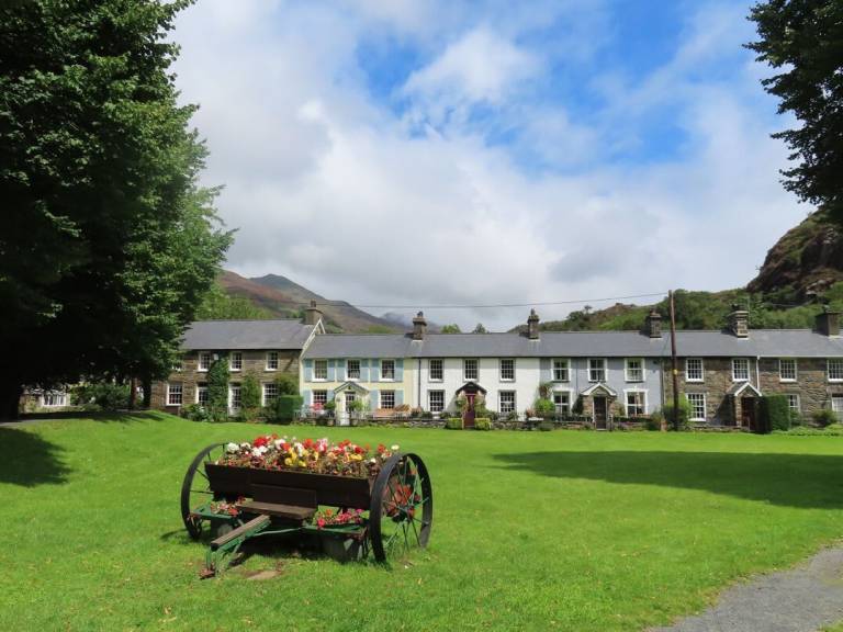 House Beddgelert