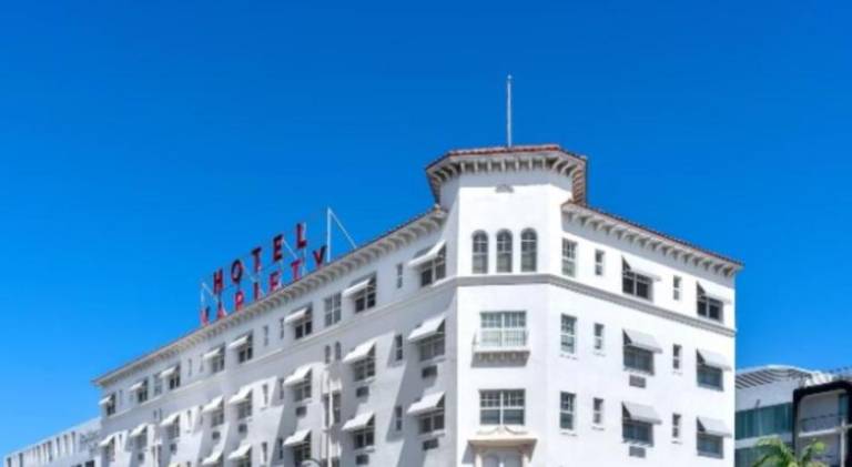 Bluebird Suites at The Apex Miami in Miami Beach, FL