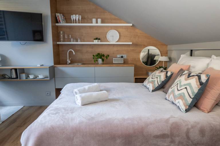 Holiday apartment with jacuzzi — photo 4