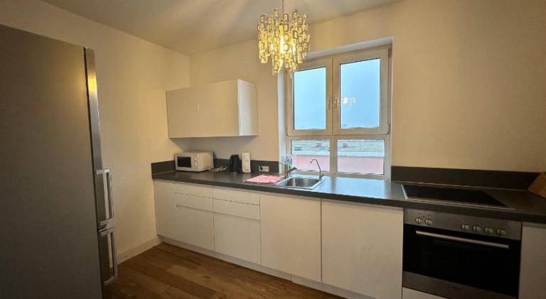 Serviced apartment with jacuzzi | Suitable for remote work | Pets allowed — photo 4