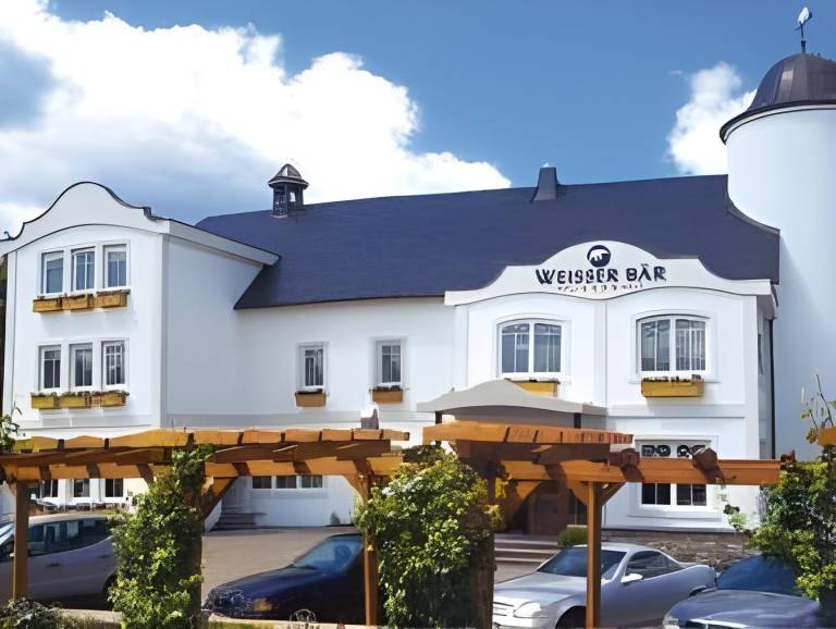 Hotel Weisser Bar in Bernkastel-Kues