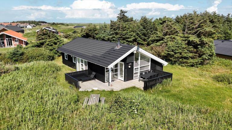 Fully equipped nice house with sauna, terrace & jacuzzi | Beach nearby | Pets are welcome — photo 2