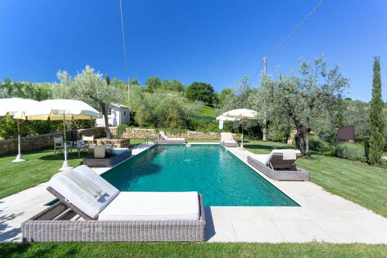 Villa with terrace, private pool & barbeque — photo 5