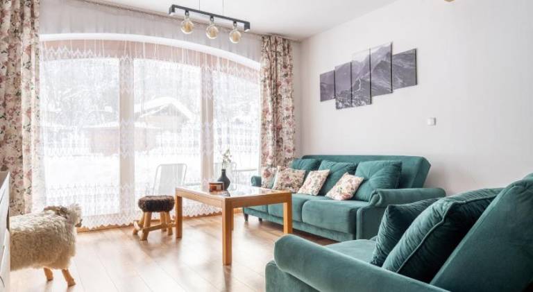 Apartamenty Jasiowe Turnie nr 3 i nr 10 Krupowki 3km in Koscielisko