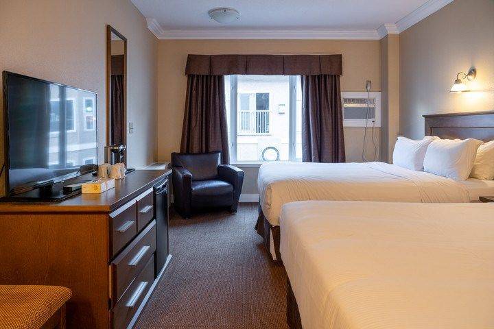 Standard Room 2 Queens
