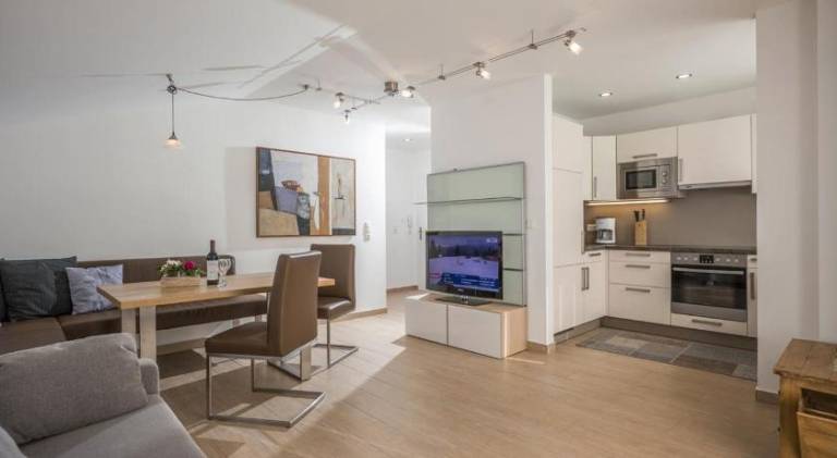 Holiday apartment with 3 rooms for 8 persons — photo 2