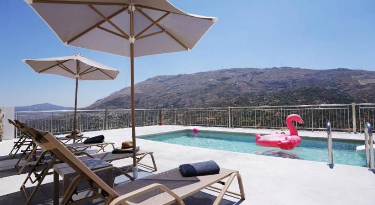 360 m&sup2; Villa