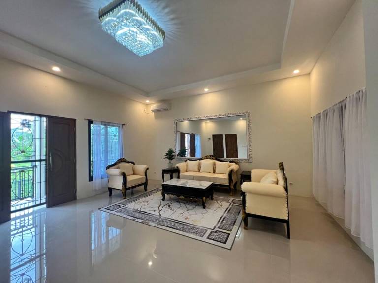 800 m&sup2; Ferienhaus