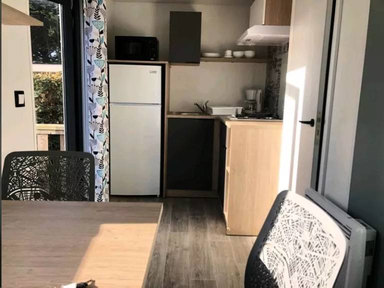 Flower Camping Loire et Châteaux - Camp Hôtel 16m² - 1 bedroom 2 people — photo 4