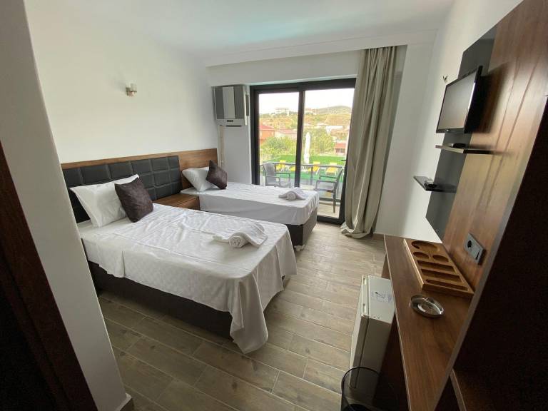 Atas Aqua Otel Avsa in Balıkesir