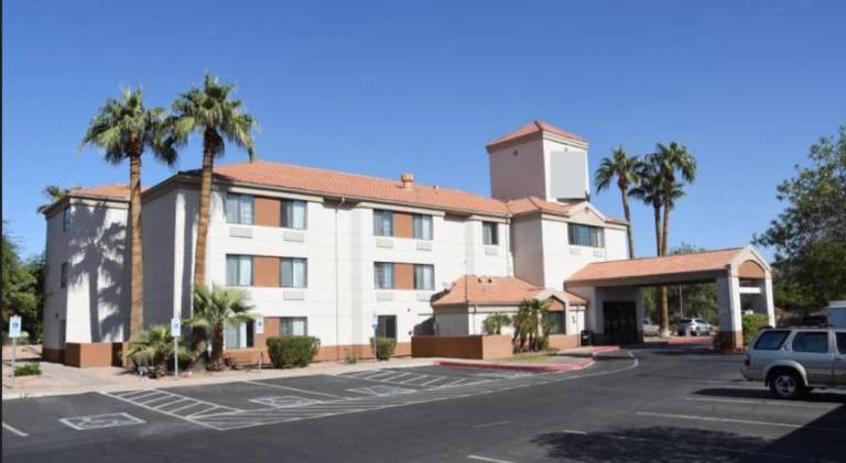 Sky Harbor Airport Inn — photo 5
