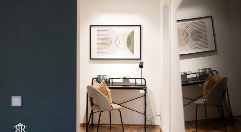 Apartment with terrace — photo 4