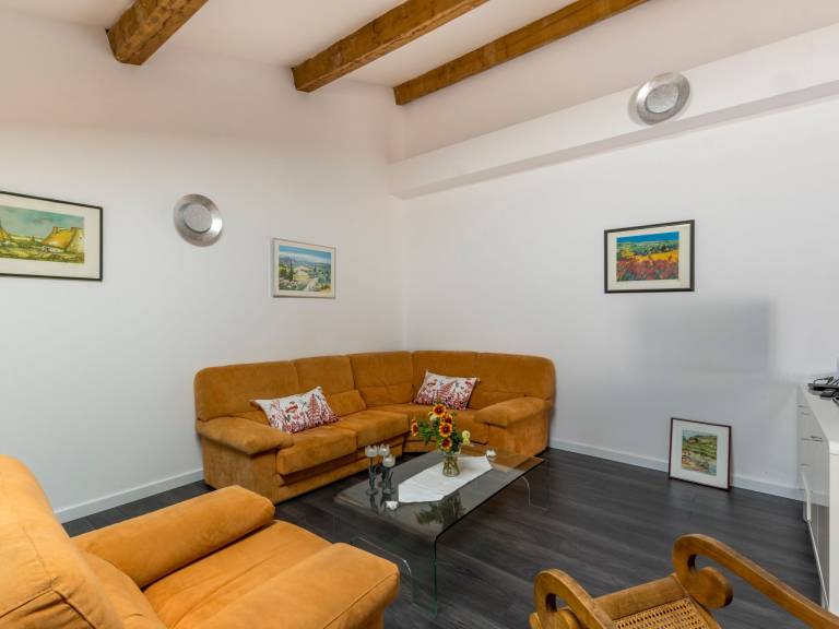 Holiday apartment with barbecue & terrace — photo 5