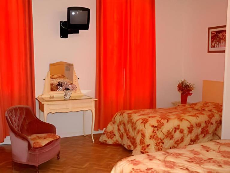 Hotel Les Corps Saints in Avignon