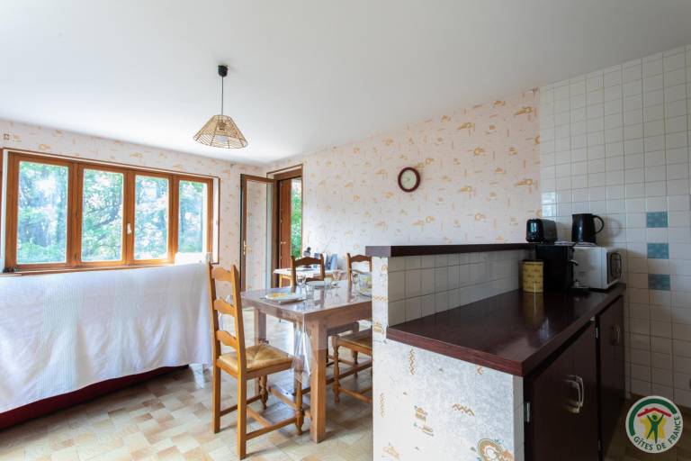 Gite with terrace, yard & barbecue — photo 4
