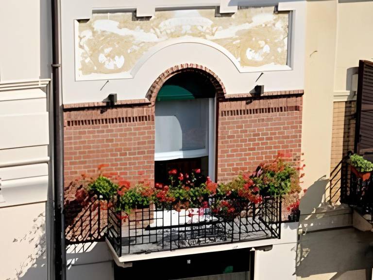 Serviced apartment with patio | Beach nearby | Dogs allowed in Stresa