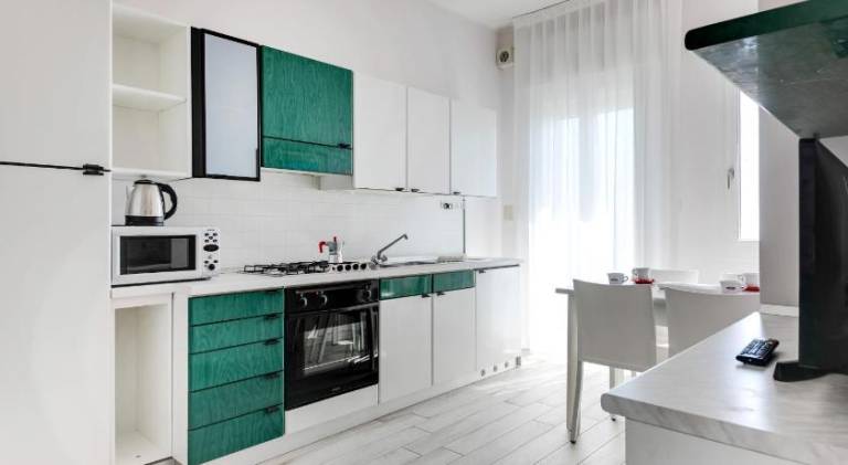 Serviced apartment with terrace — photo 4