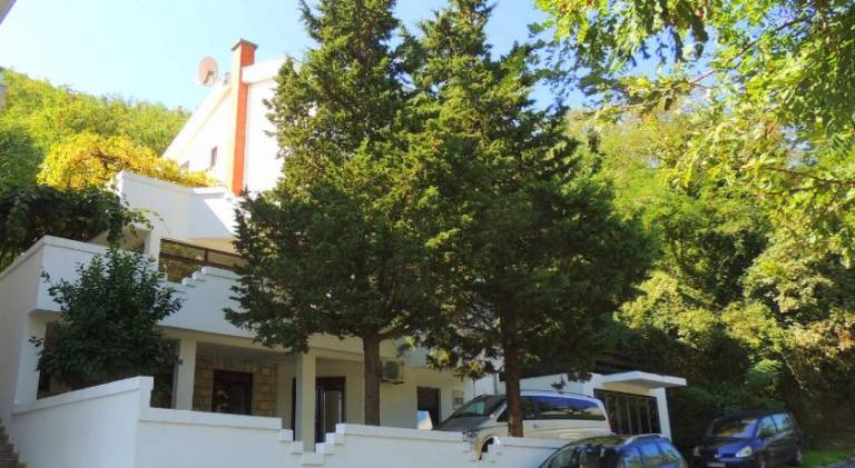Bed & Breakfast Bijeli do