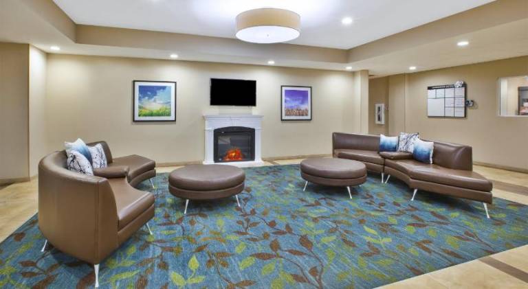Candlewood Suites MORGANTOWN-UNIV WEST VIRGINIA By IHG — photo 2