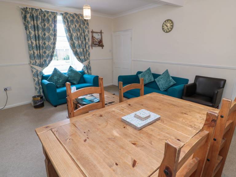 Family-friendly pleasant cottage with garden & hot tub | Pets allowed — photo 5